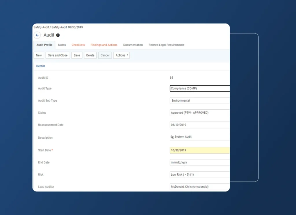 A software audit interface for the oil industry displays audit details—type, subtype, status, reassessment date, and risk level—within an accordion section. Buttons for saving, closing, deleting, and actions appear at the top left.